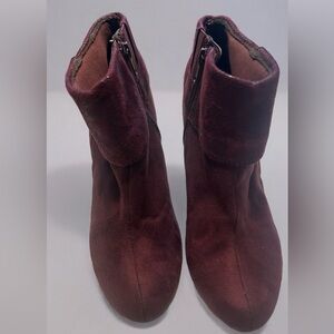 Soft Style by Hush Puppies Burgundy Paisley Whimsigoth Ankle Boots - Size 8